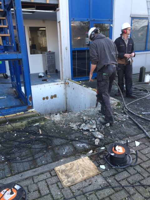 Renovatie Kantoor Groot | Voor dak, gevel en totaalbouw