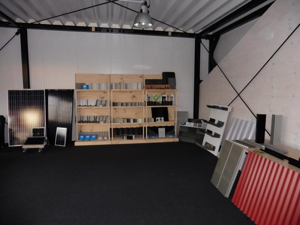Showroom van Diepen dan en gevel | Voor dak, gevel en totaalbouw