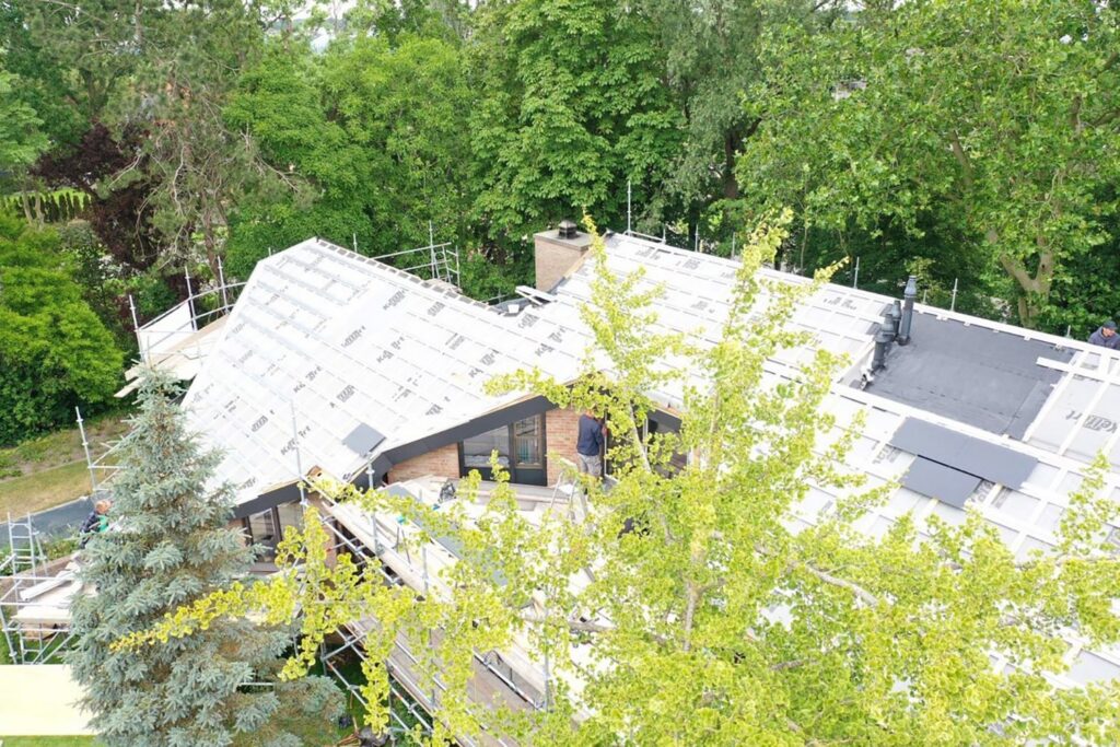 Woning Hoogwoud | Voor dak, gevel en totaalbouw